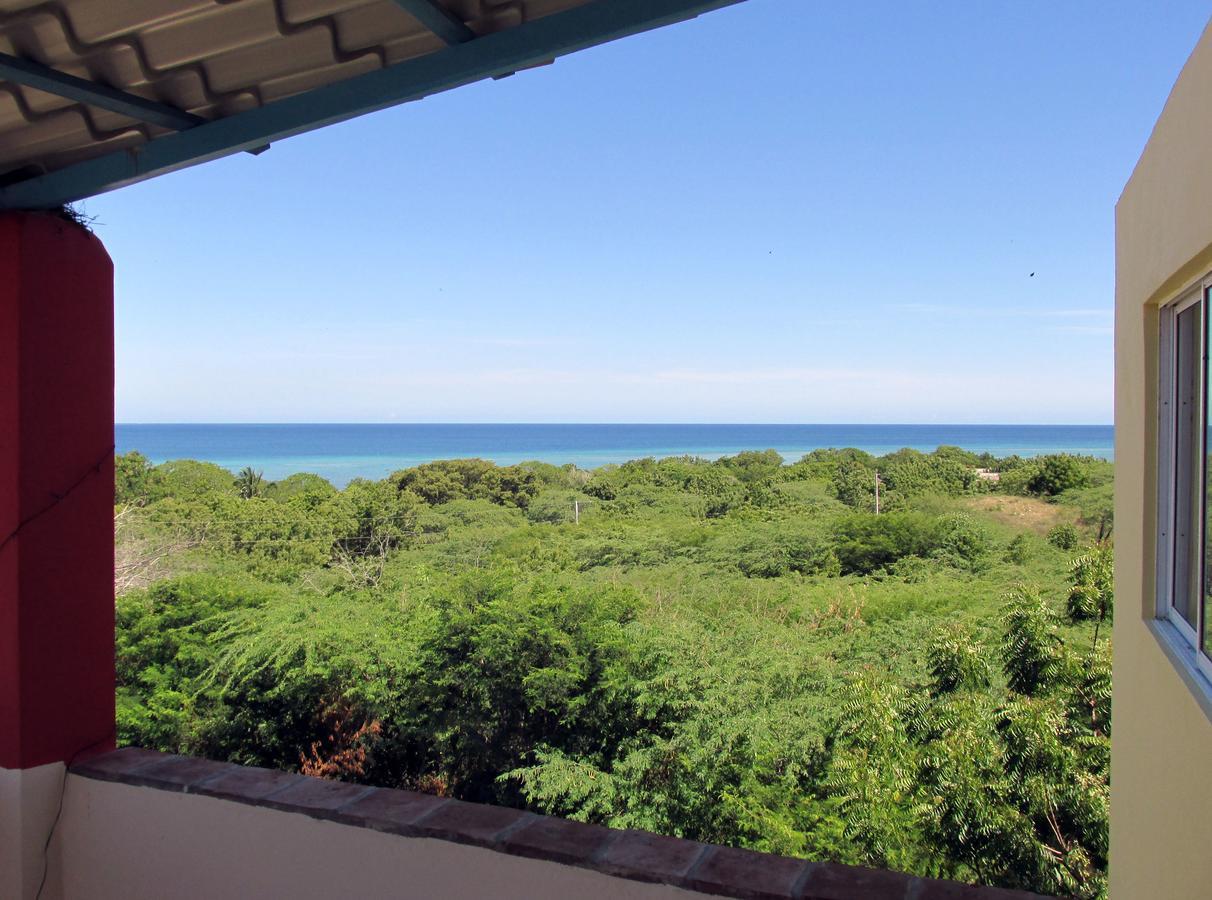 Corales Punta Rusia Hotel Punta Rucia Exterior photo